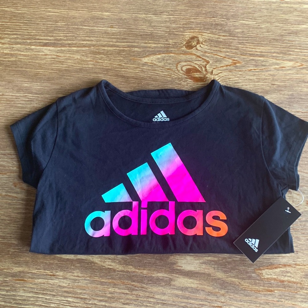 adidas Girls T-Shirt NWT Girls M(10/12)